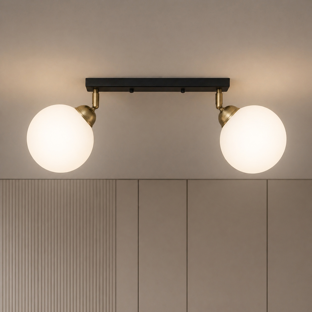 Светильник потолочный MSK Electric Luna на два поворотных плафона шара под лампы E27 PL 20261-2 BK